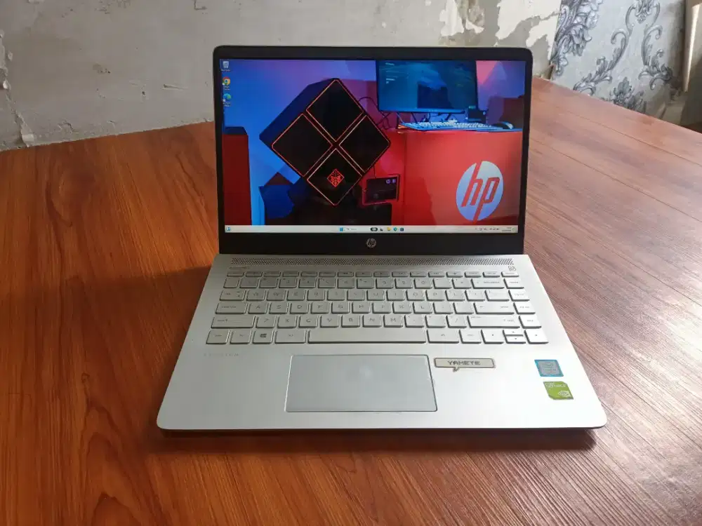 Hp 14 Gaming Design Editing Core i7 7700 8Gb/256 Dual Vga Nvidia