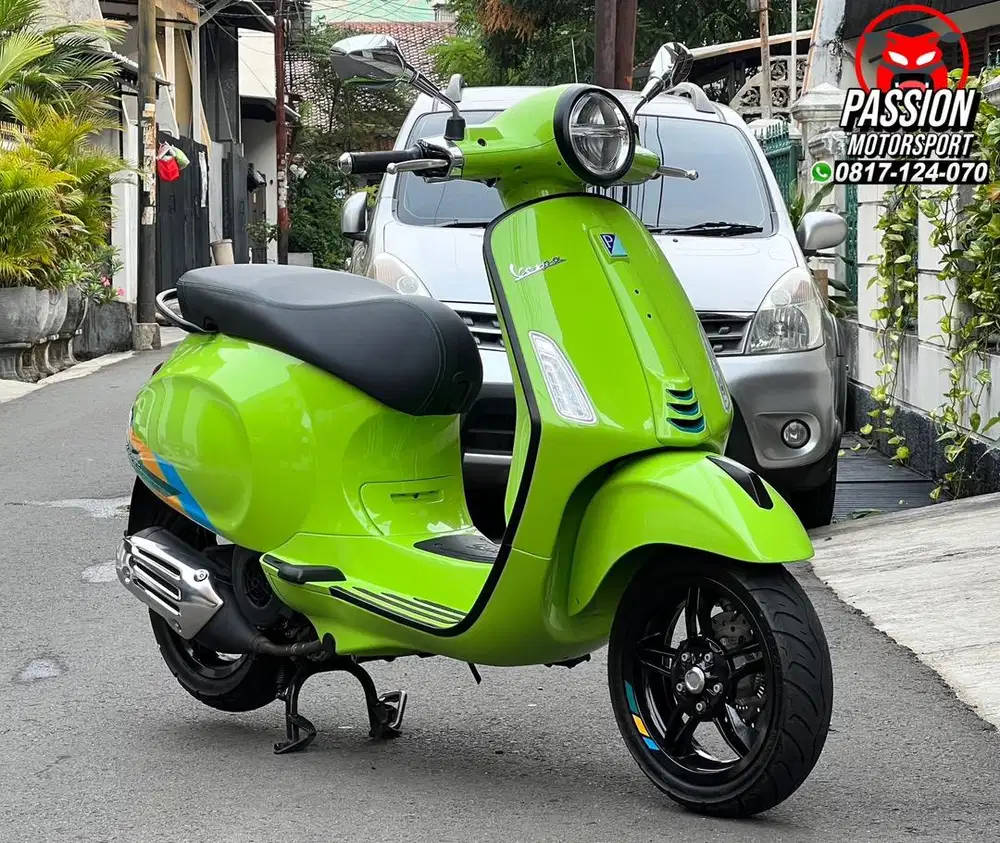 Vespa Primavera s Km 1000 motor pajangan 2025 hijau like new