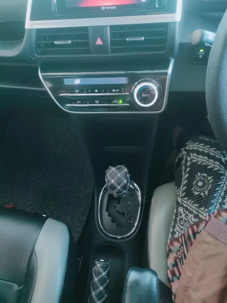 Toyota Sienta 2021 Bensin