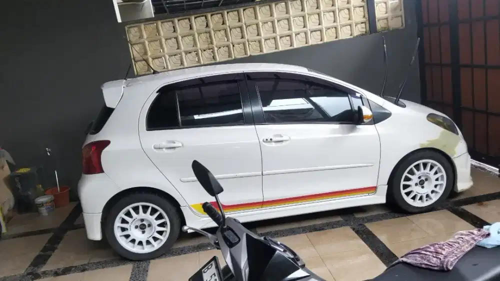 Jual Yaris s trd