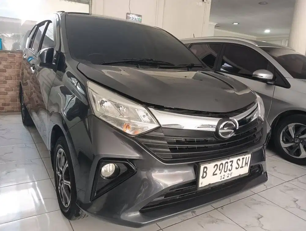 Daihatsu Sigra R at 019 DP 0 cukup bayar angsuran 1
