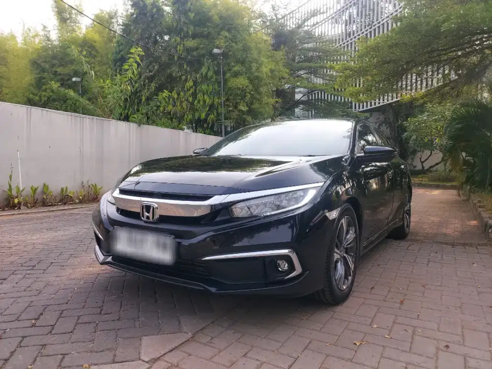 Low KM_ Honda Civic Sedan 1.5 ES Turbo 2020