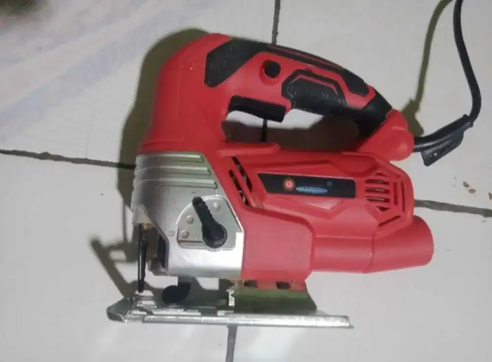 Mesin Zigsaw Hiroki masih mulus bagus