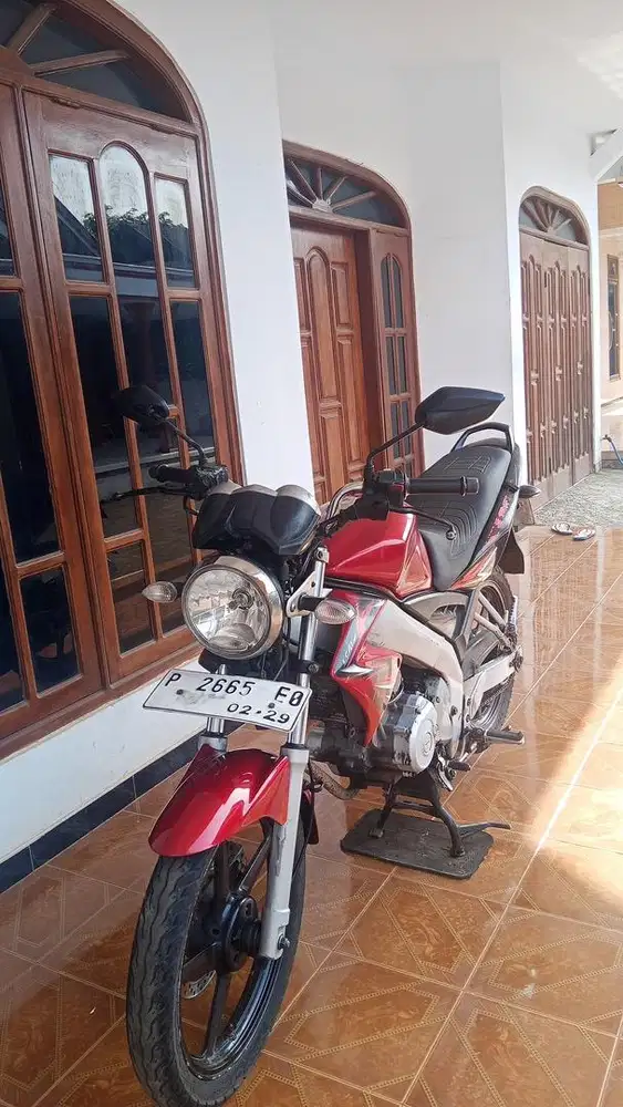 Jual motor vixion tahun 2009 tangan pertama.