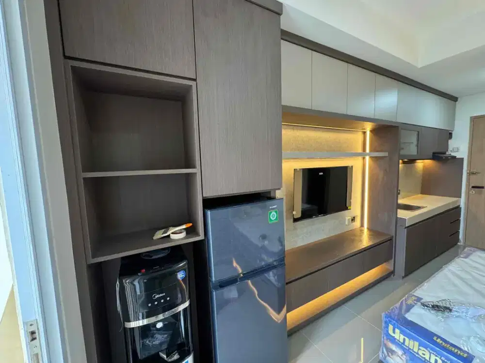 Di sewa Apartemen B residence Tower Rose Studio BSD