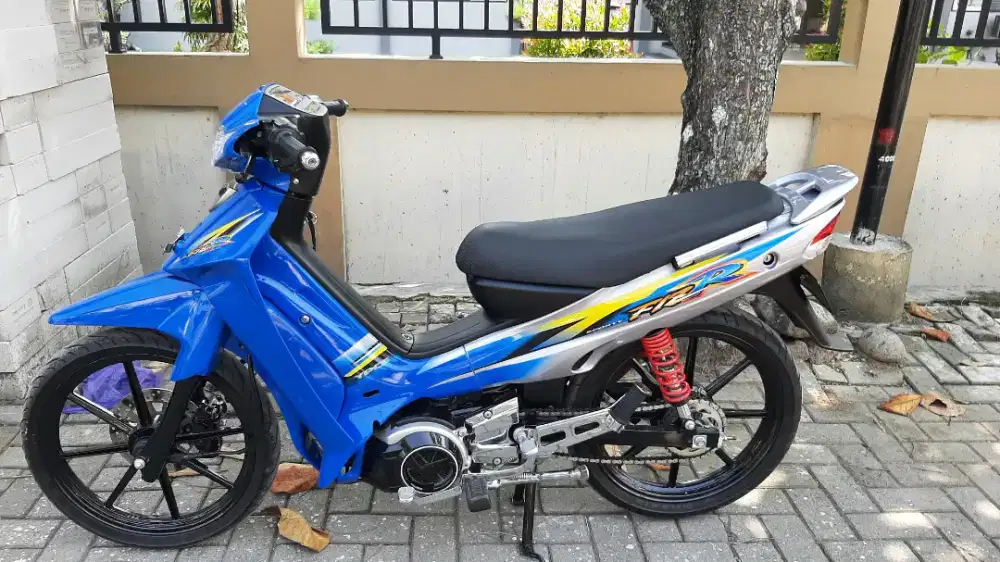 Yamaha f1zr fizr