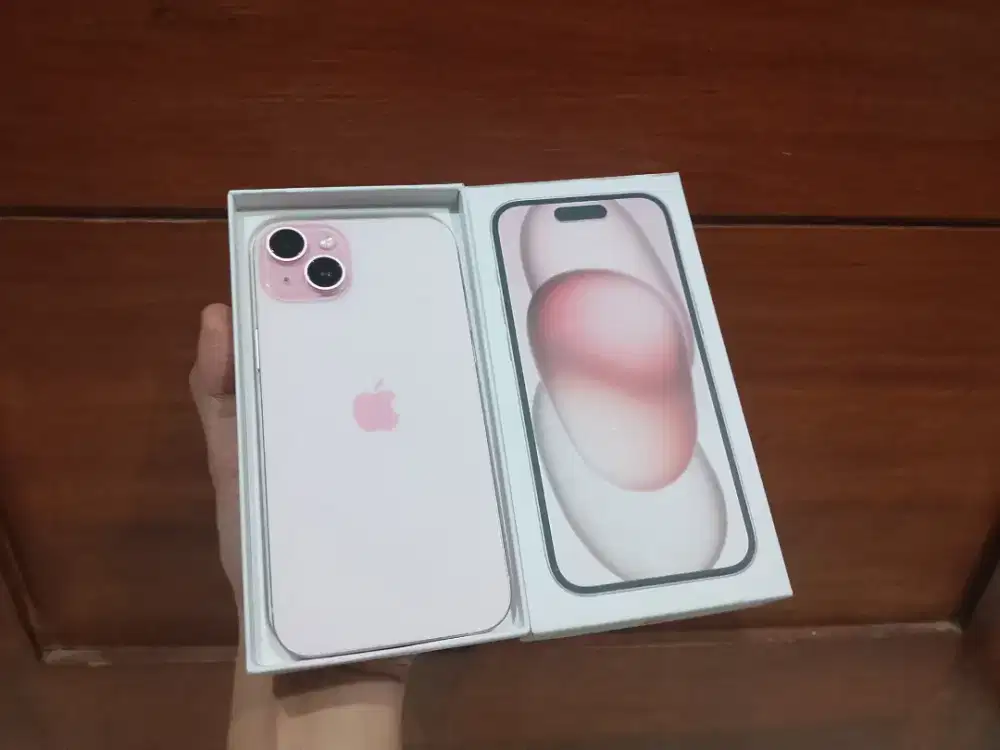 iPhone 15 Plus 128 GB Fullset