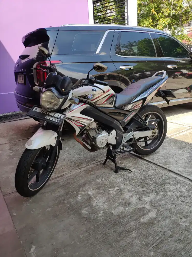 Dijual yamaha vixion old 2012