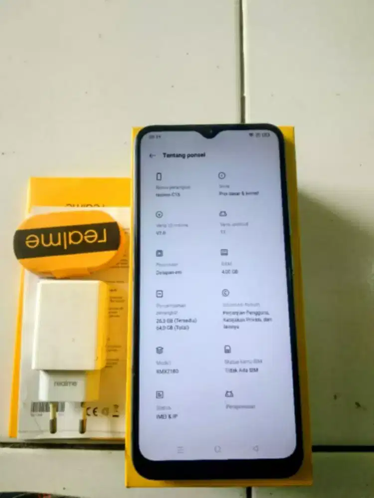 Realme 4/64 (Fullset)