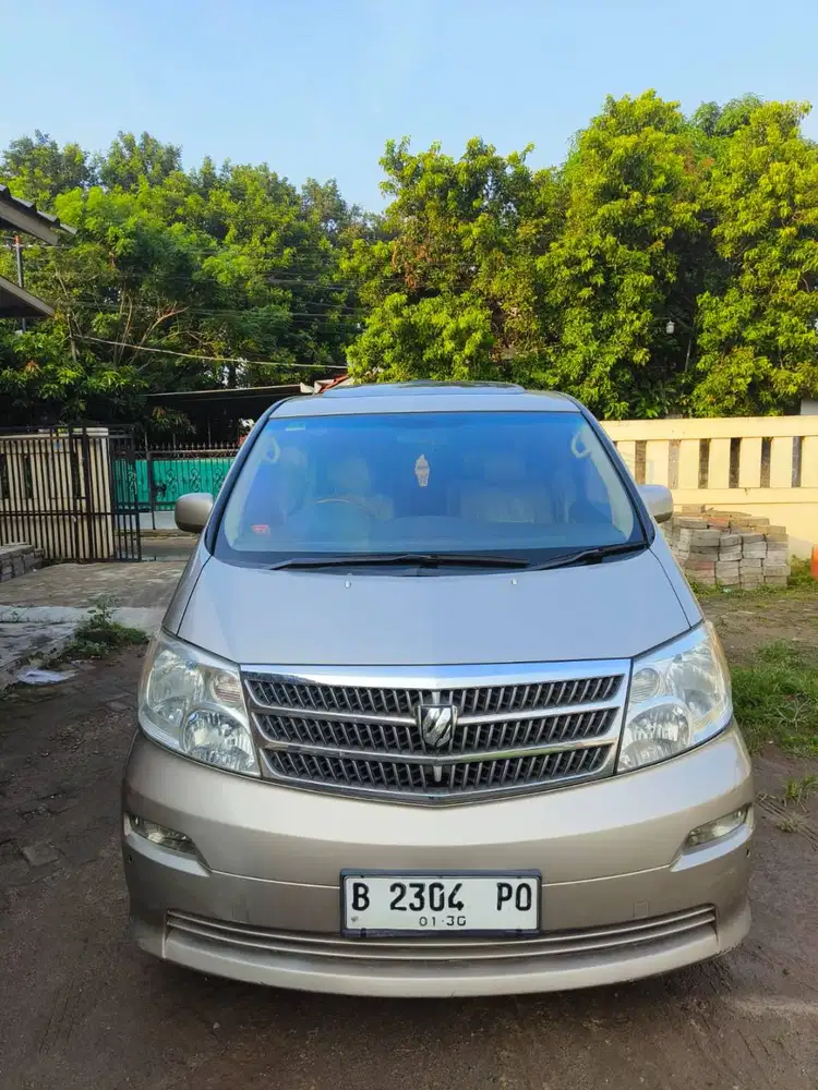 Alphard V AWD AT 2004