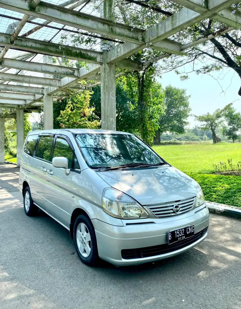 Nissan Serena 2006 Sangat Istimewa Mulus