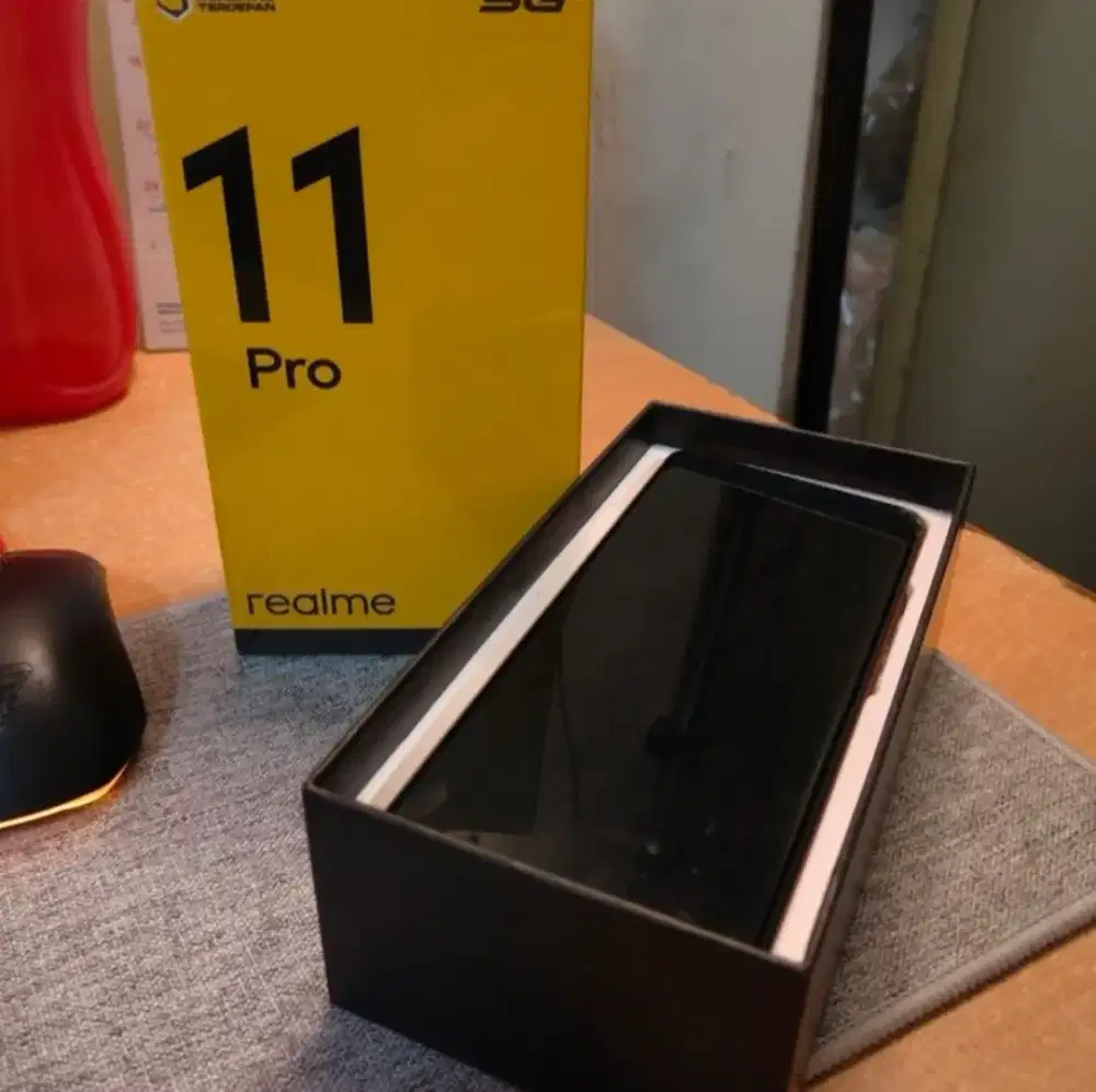 HANDPHONE REALME 11 PRO