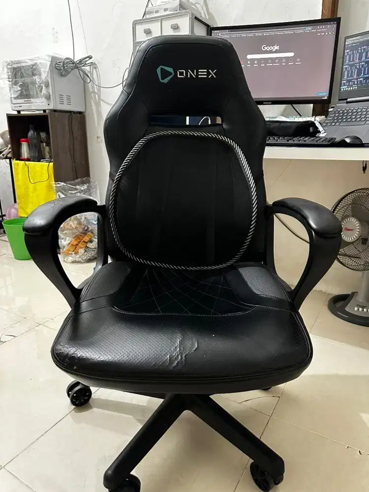 Kursi Gaming ONEX