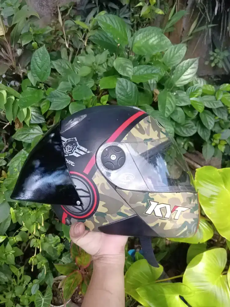 Kyt Xrocket custom spoiler helm shark gp race pro rr