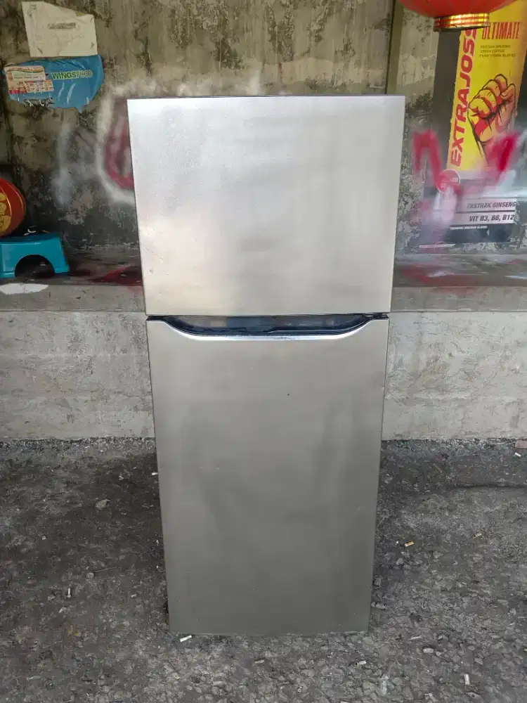 Kulkas LG 2 pintu inverter normal