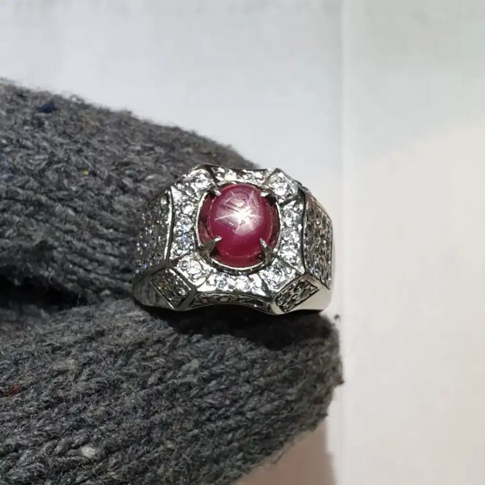 Natural Star Ruby 2.60 crt