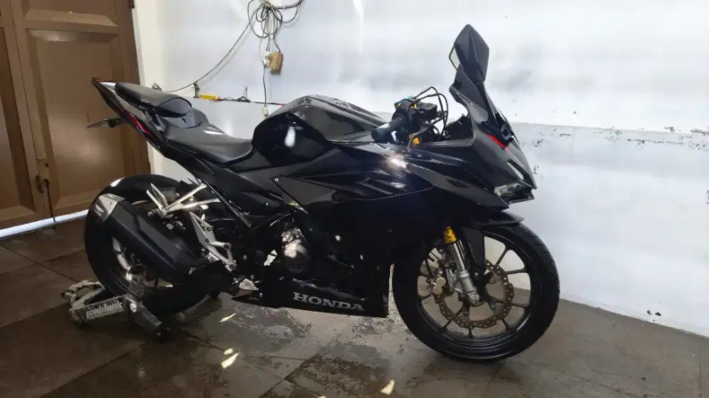 JUAL CEPAT CBR 150 R ABS 2022