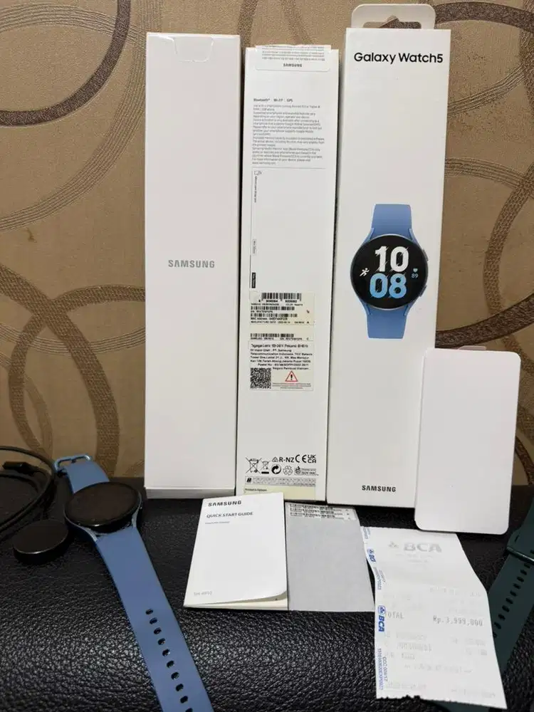 Samsung Galaxy Watch 5 warna biru 44mm
