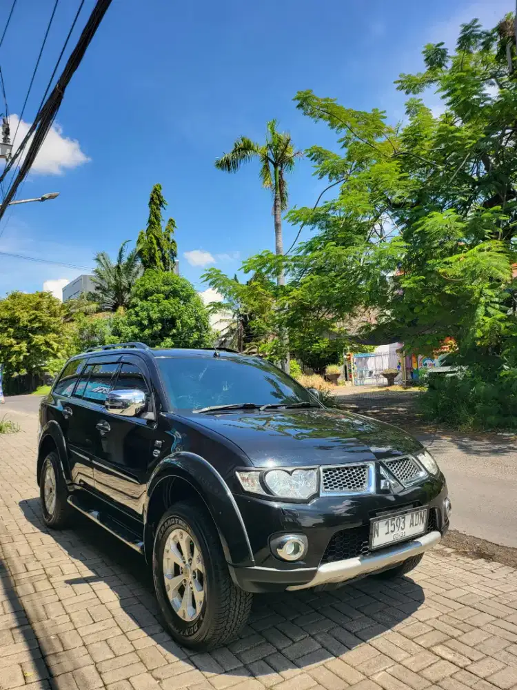 PAJERO SPORT DAKAR TAHUN 2012 SERVIS RECORD DEALER RESMI