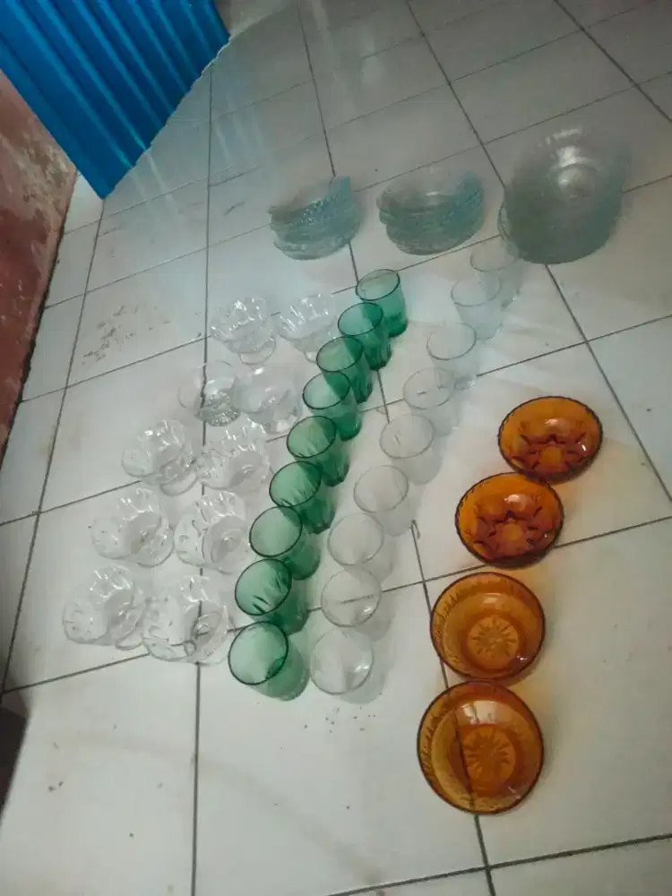 Piring mangkok gelas baru