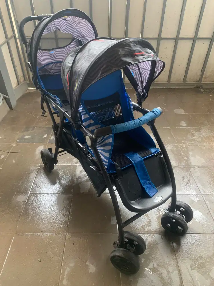 Stroller Sena 705 (Stroller twins/kaka beradik)