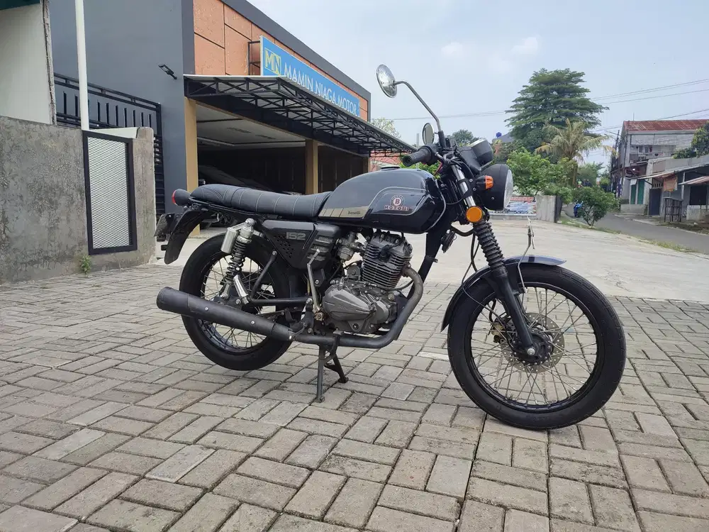 BENELLI MOTOBI 152 TAHUN 2019 MARKOTOP