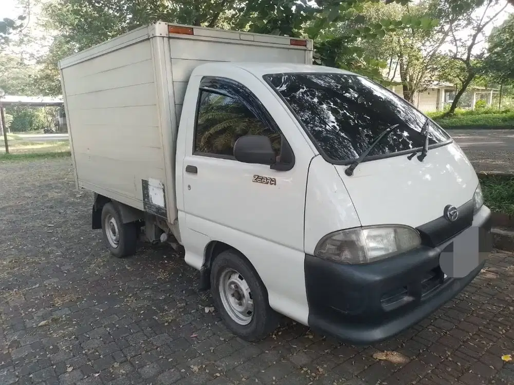 Daihatsu Espass 1500cc Box th 2005