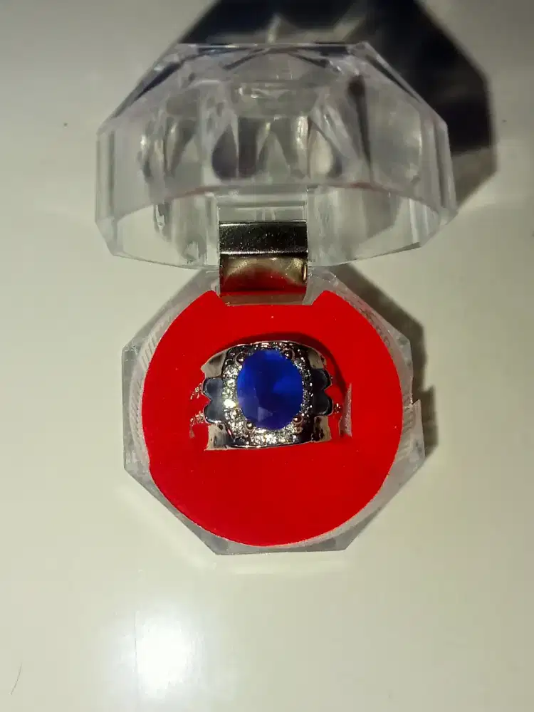 Batu cincin king safir