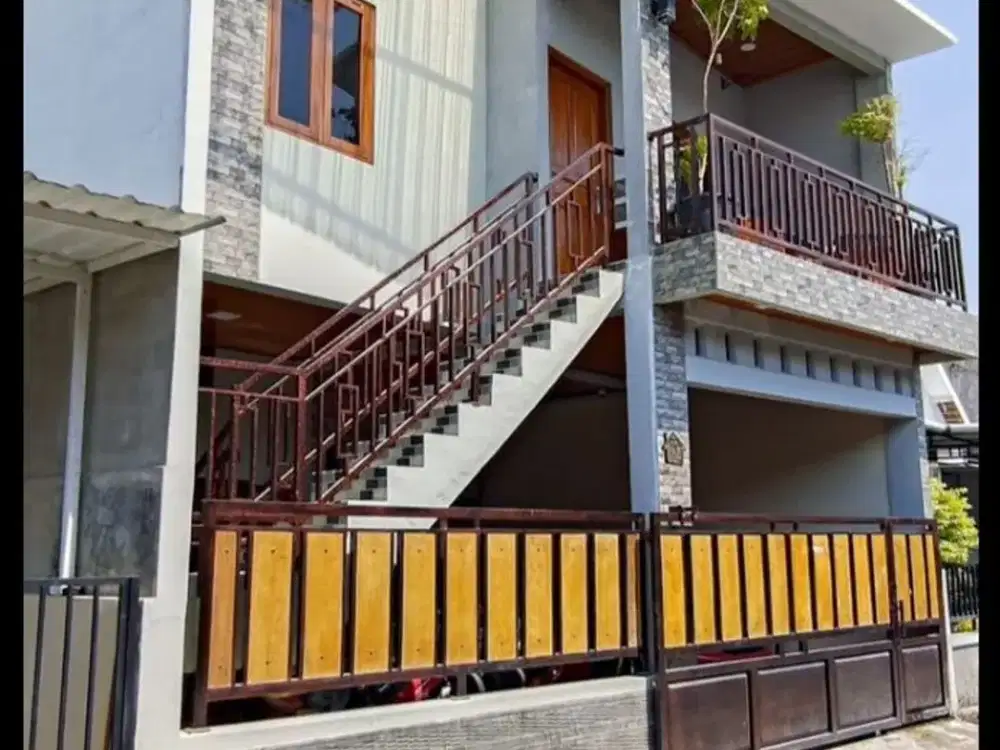 Dijual Rumah 2 Lantai Siap Huni di Ceplukan Wonorejo Karanganyar Dekat Tol Gondangrejo & Kampus UNISRI