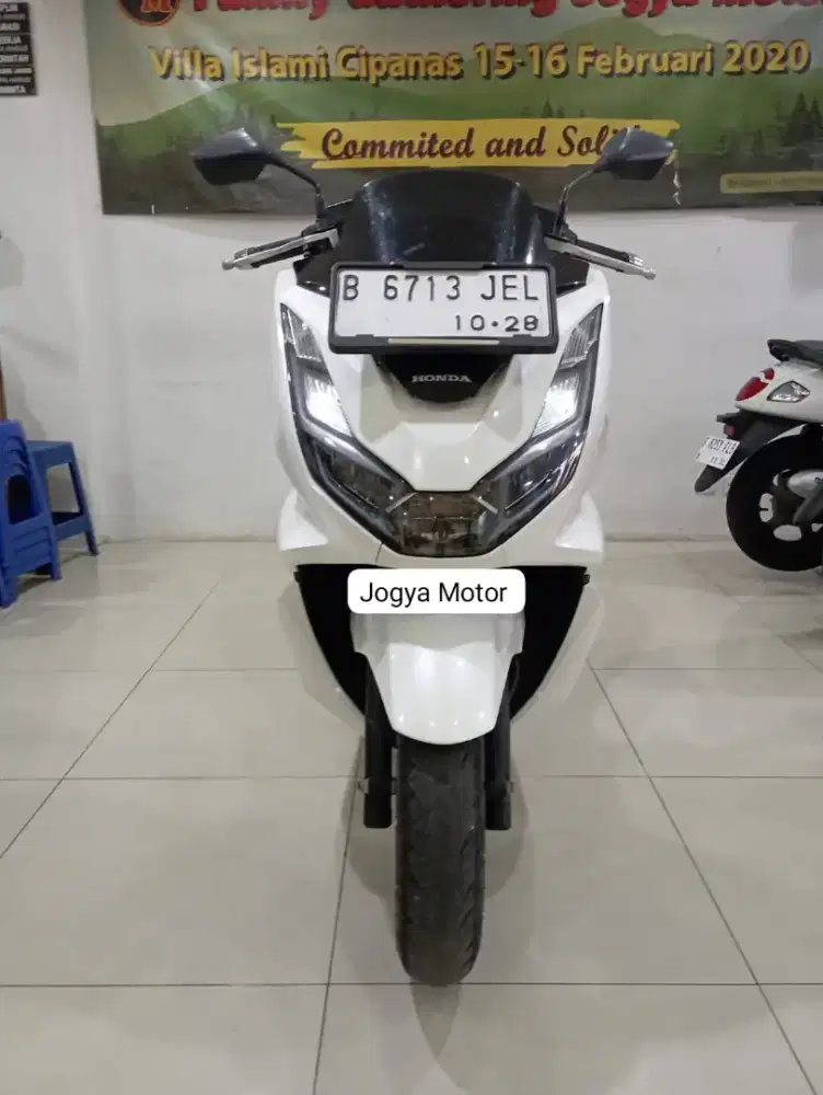 1 - HONDA PCX 160 CBS Tahun 2023