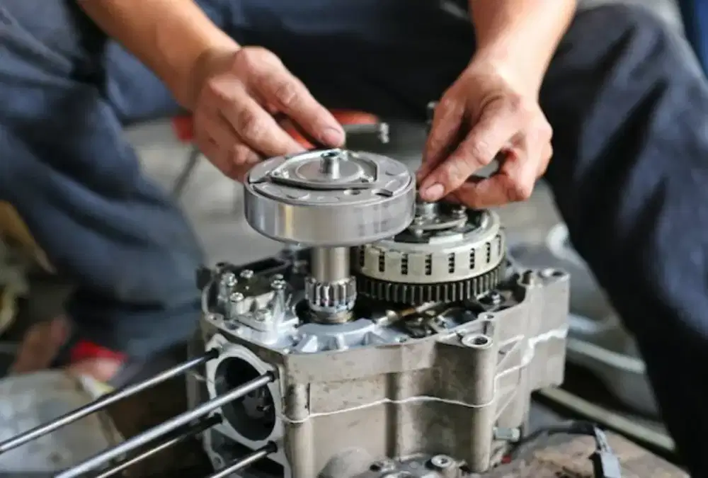 Servis Motor Segala Model, Ramah dikantong, Jujur, dan Terpercaya