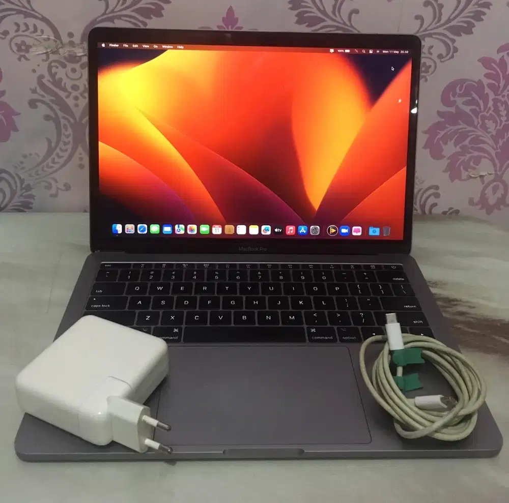 Macbook Pro Retina 13 inch 2017 Non Touchbar