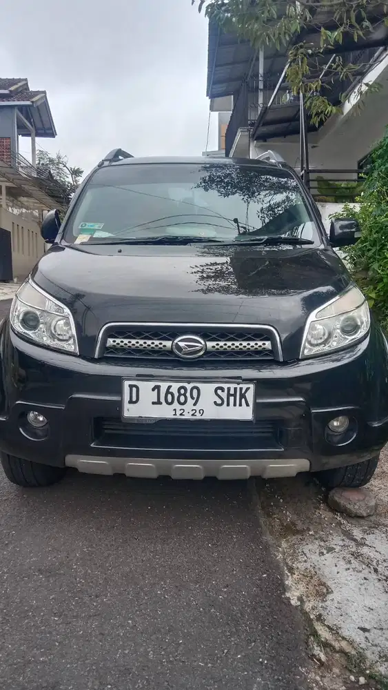 Daihatsu Terios TX AT 2010 Hitam - Kondisi Terawat, Siap Pakai