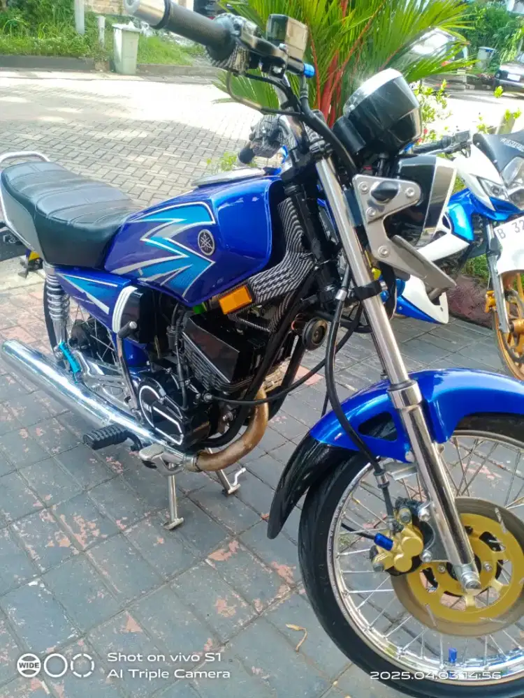 Di jual Yamaha RX king ,nego tipis