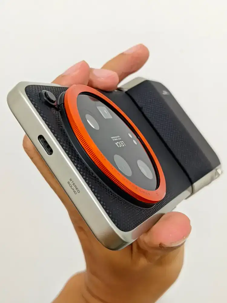 Xiaomi 14 Ultra 5G Ram 16/512 with Photografhy KIT by Leica