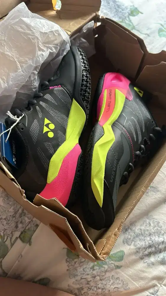 Yonex subaxia gt jp black