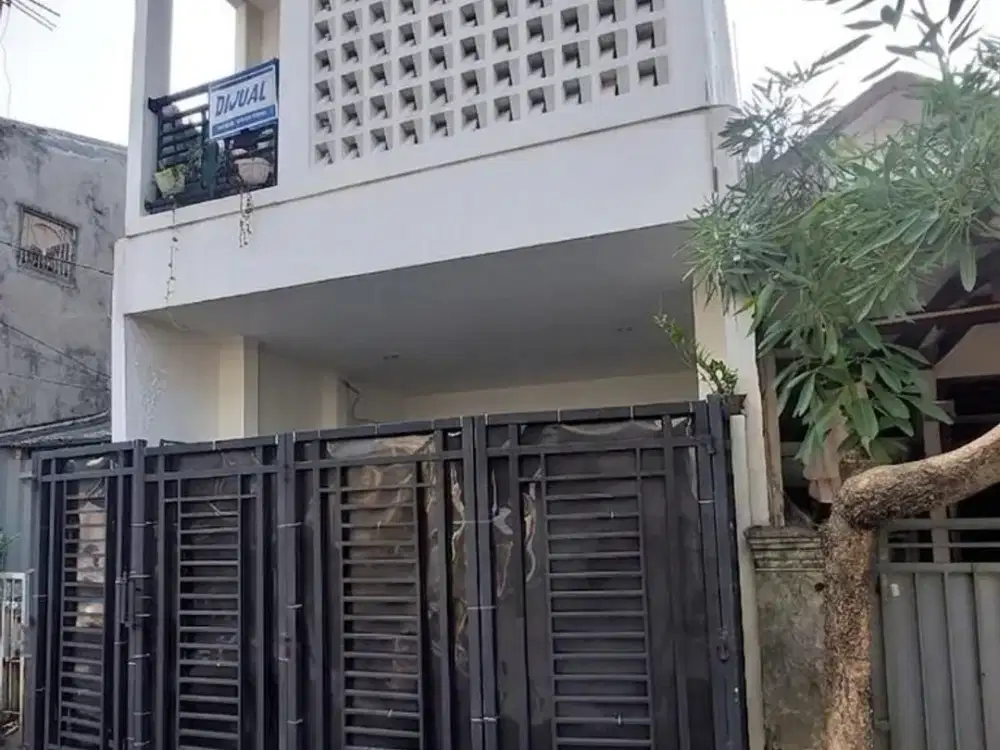 Dijual Rumah 2 Lantai Harga Menarik Dekat Tol dan Pasar Modern di Kawasan BSD