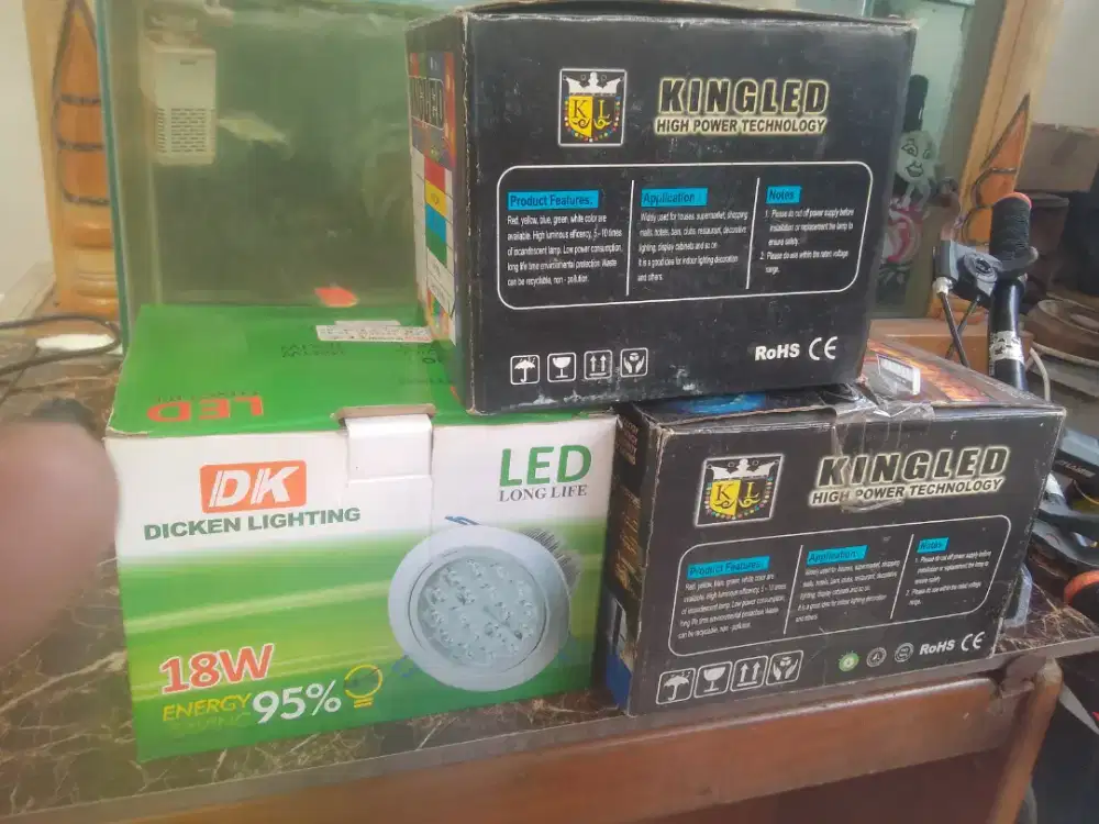 Lampu sorot dan downlight