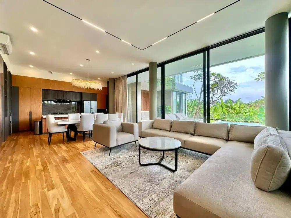 Dijual villa 2 lantai dengan pemandangan sawah yang asri di kawasan premium Berawa, Canggu