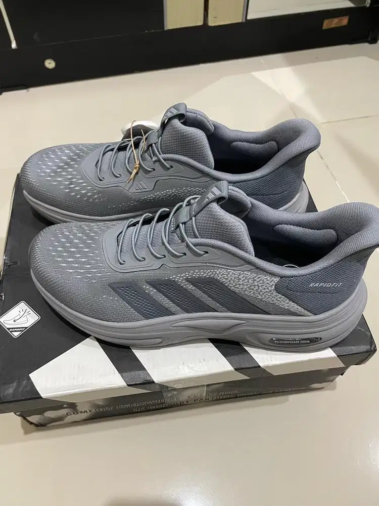 Sepatu ADIDAS CLOUDFOAM HP3430