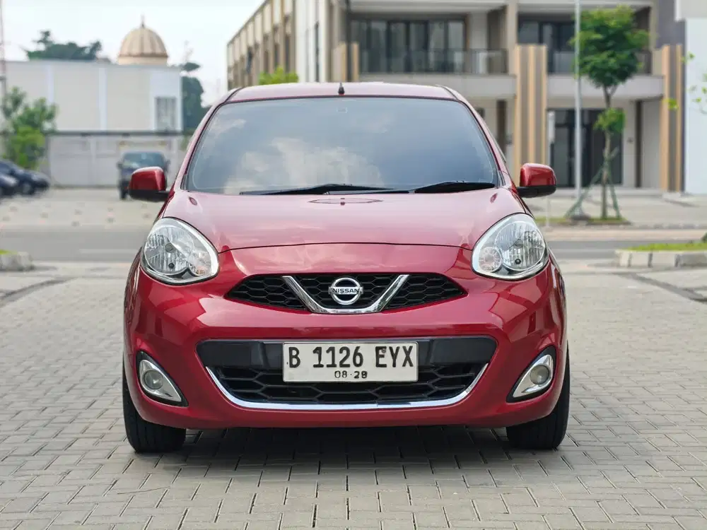 NISSAN MARCH 1.5 XS AT 2013-2014 LOW KM & SIAP PAKAI