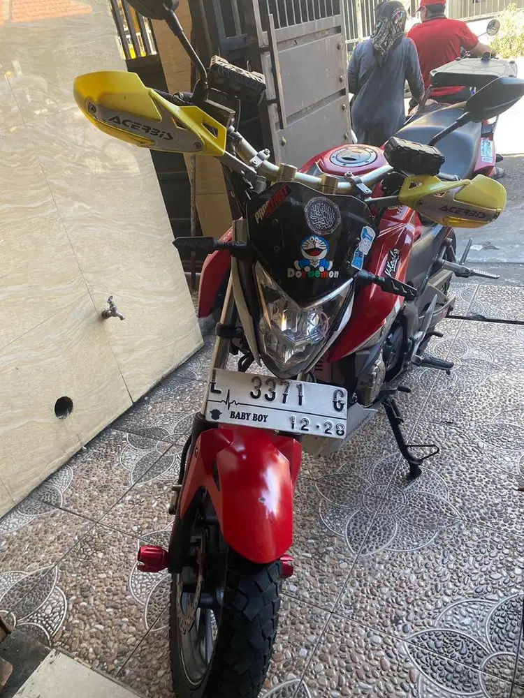 Jual CB 150r 2015 merah