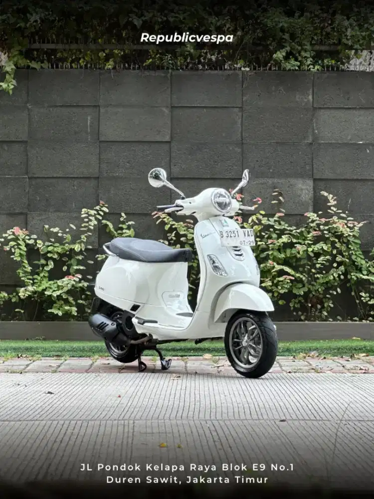 DIJUAL CEPAT VESPA LX 125 IGET FACELIFT TAHUN 2024 PERFECT CONDITION