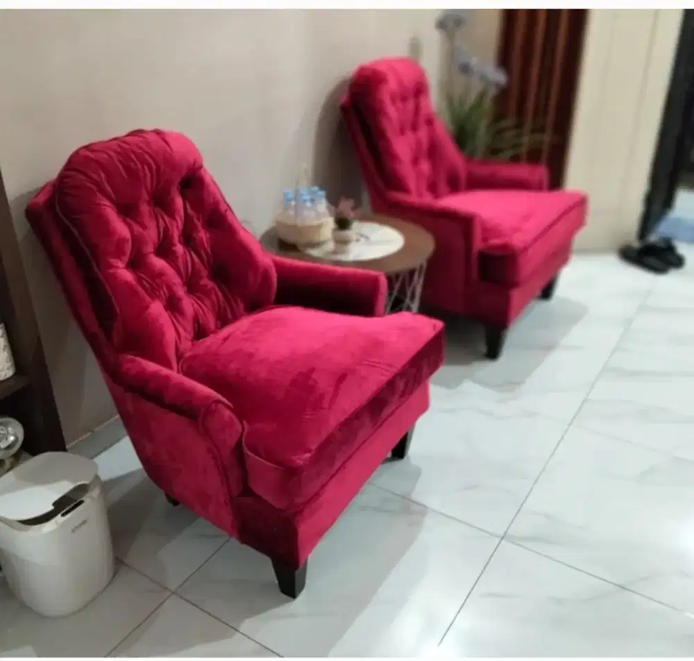 Tukang service sofa melayani Hom service