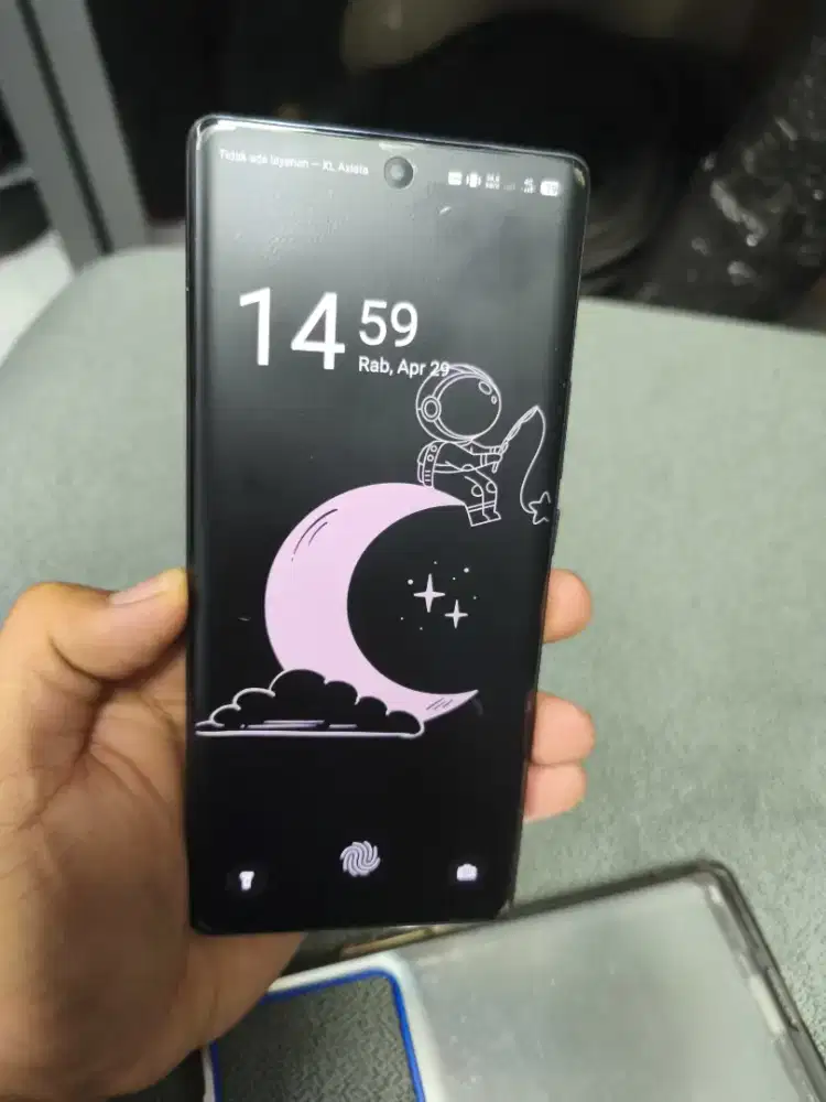 Infinix note 40 pro