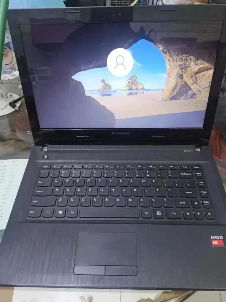 di jual Lenovo G40-45 (AmdA6-6310/4gb/128gb)