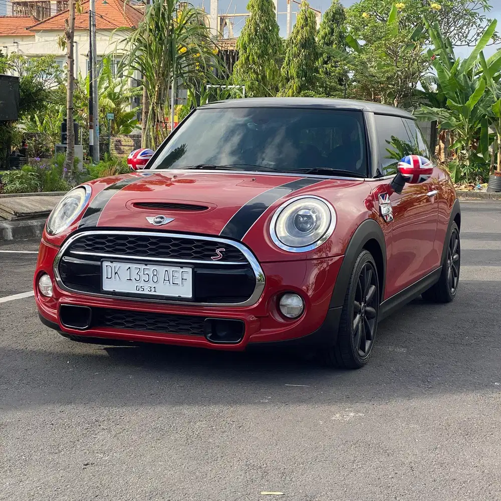 Mini Cooper S JCW 2.0 AT 3Doors - 2014