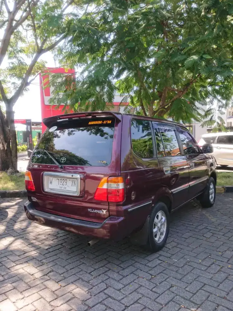 Kijang Kapsul SGX 1.8 Bensin tahun 2003 bagus