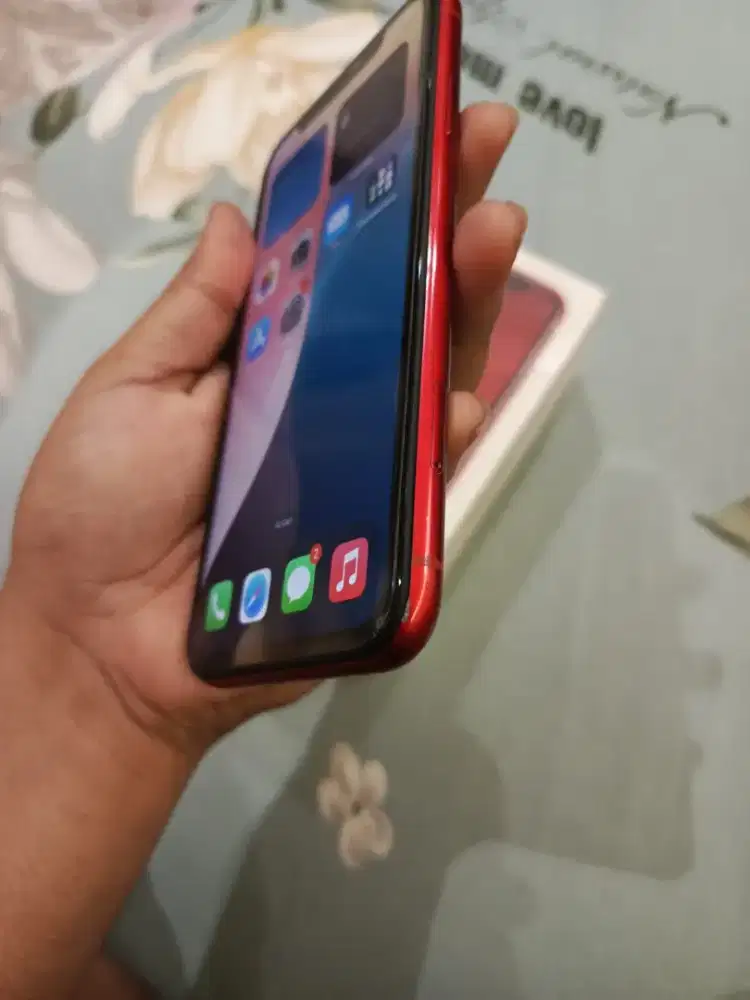 Iphone xr 128 merah