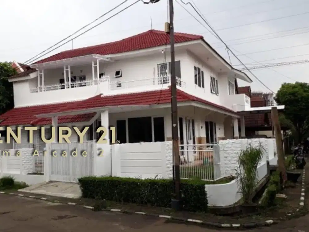 Dijual Rumah 2 Lantai Siap Huni Posisi Hoek Dekat Mall Bintaro Plaza di Sektor 3 Bintaro Tangsel Hw-14684